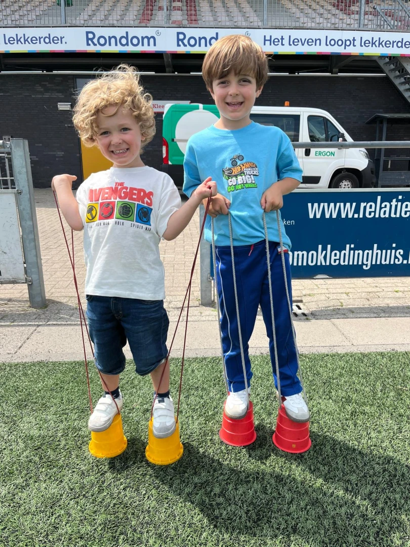 Creatieve workshops, Expeditie Robinson, het wasknijperspel, de foto challenge en meer in juli 2025