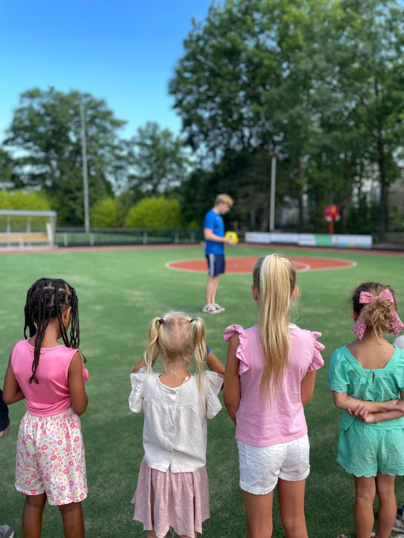 Einde zomervakantie en start scholen!